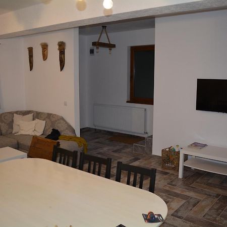 Cabana Din Padure Finis Exterior foto